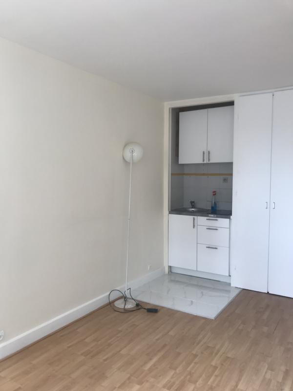 Offres de location Studio Courbevoie 92400